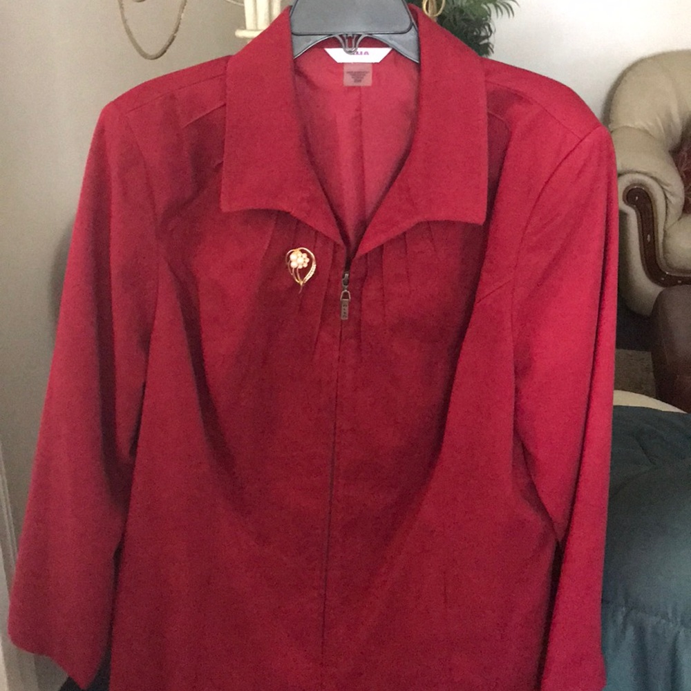 Beautiful blazer size 20